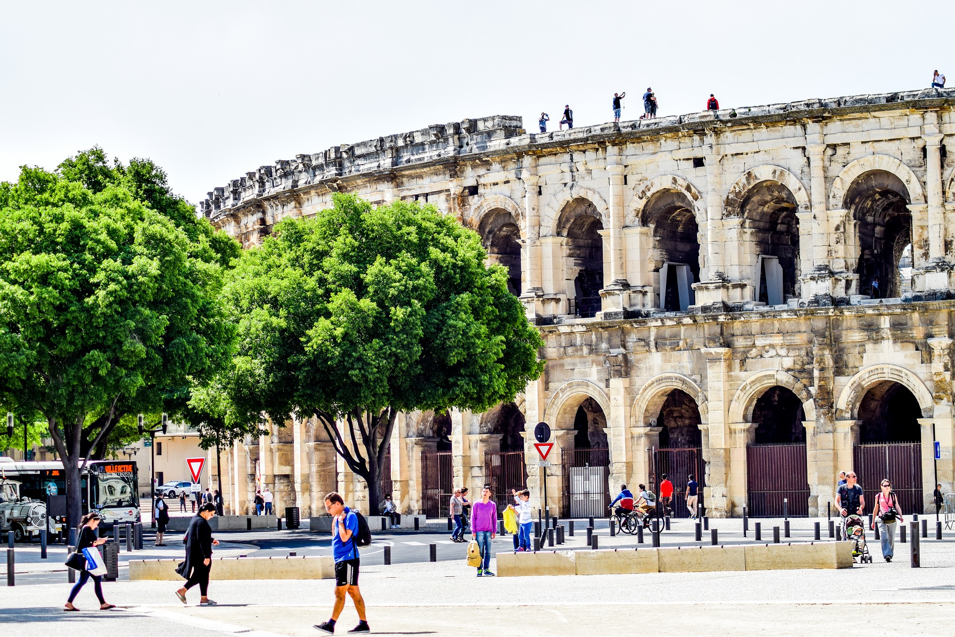 avocat à nimes